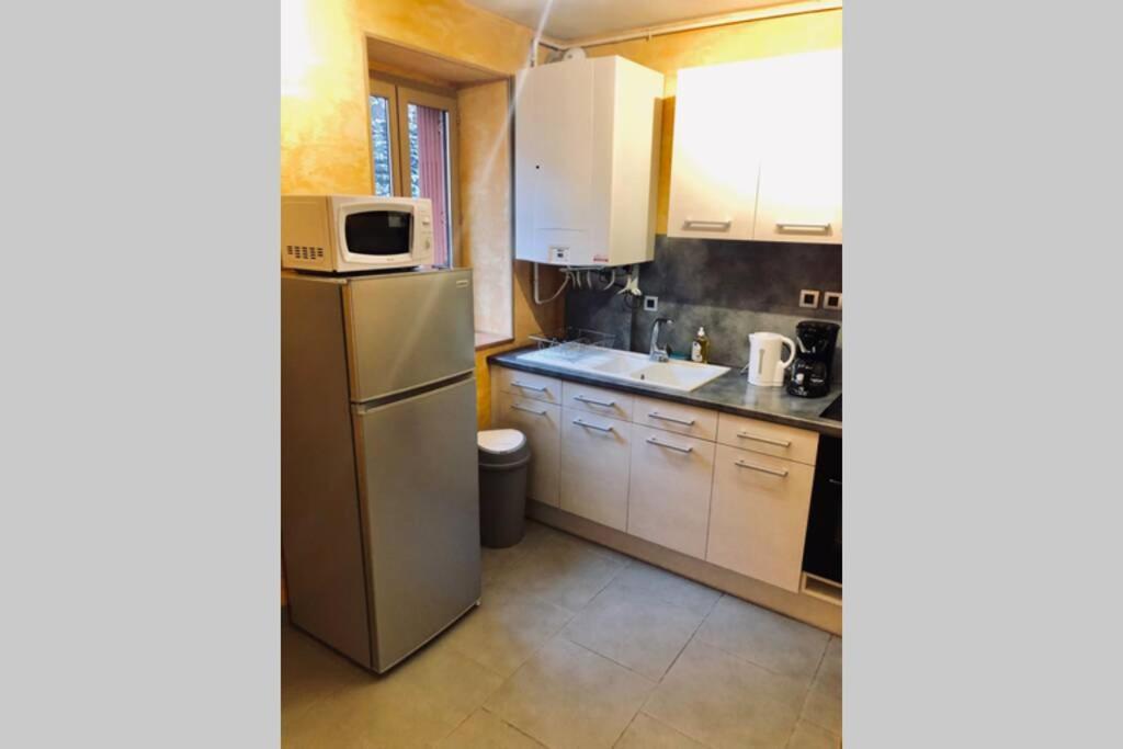 F3 - Neuf - 4/6 P - Lits King Size - Wifi - Cour Apartamento Le Puy-en-Velay Exterior foto